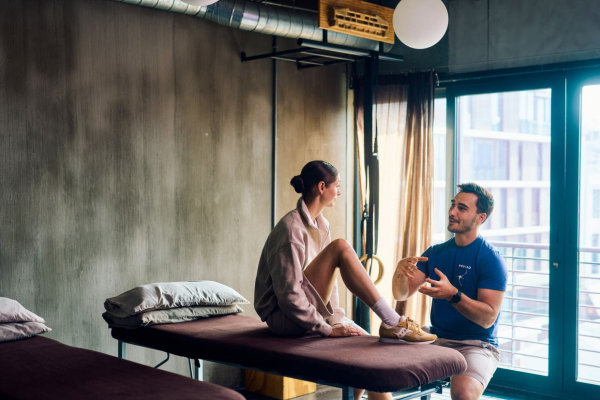 Можно ли тренироваться и питаться по программе блогеров и профессиональных спортсменов