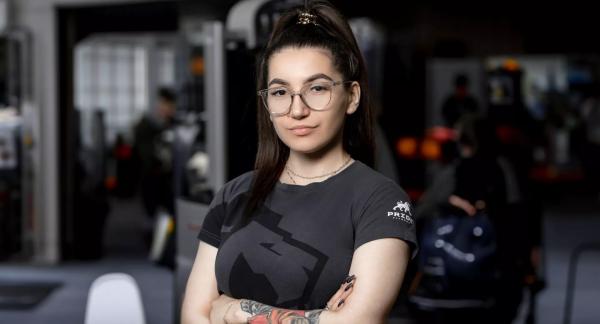 Как правильно и безопасно выполнять становую тягу сумо? 